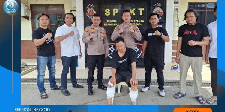 Polisi Lumpuhkan DS dengan Peluru Panas