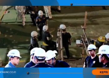 Tim Inafis Mabes Polri Kumpulkan Puluhan Sampel dari Atas Kapal Federal II