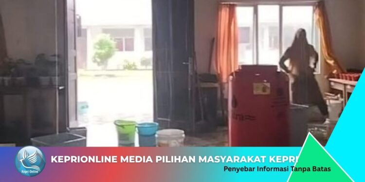 Bangunan Sekolah SD 009 Sekupang Memprihatinkan