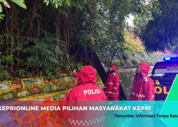 Siaga Bencana, Ini Respon Cepat Sat Samapta Polres Karimun di Lokasi Rawan Banjir