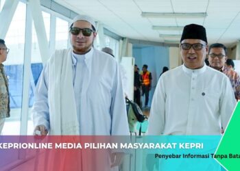 Wagub Kepri Sambut Ulama Habib Jindan di Bandara Haji Fisabillah