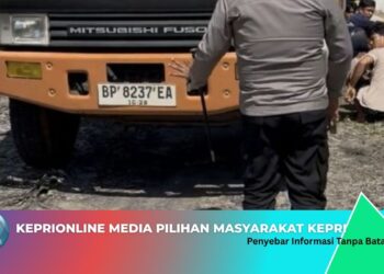 Polisi Grebek Lokasi Bongkar Muat Barang Impor Ilegal