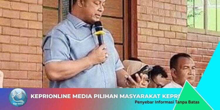 Makna Puisi Ketua DPRD Kepri