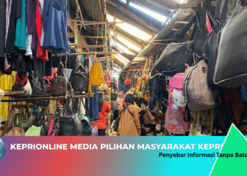 Pedagang Seken Teracam Tutup, Bagaimana Nasib Anak Kami ?