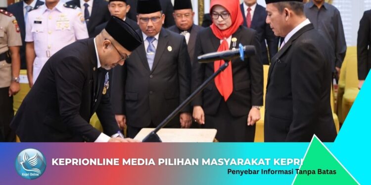 Luki Zaiman Dilantik Sebagai Pj Sekretaris Pemrov Kepri