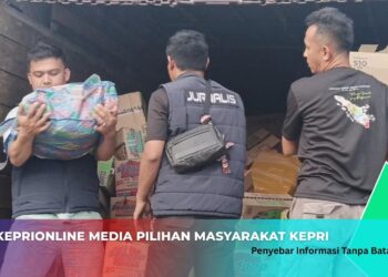 Perjuangan Jurnalis Batam Salurkan Bantuan ke 4 Jorong Terisolir di Agam