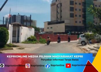 Bayar Pajak Tapi Jalan Hancur: Warga Lubuk Baja Sentil Keras Kinerja Pemerintah