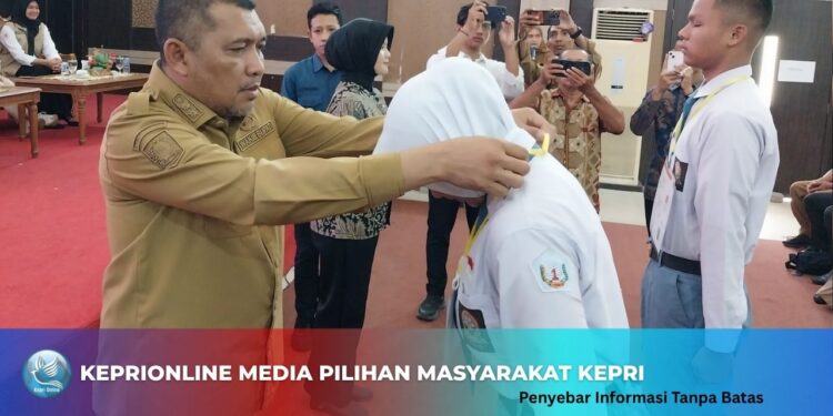 Polres Karimun Imbau Warga Waspada Cuaca Ekstrem, Hindari Berteduh di Area Berisiko