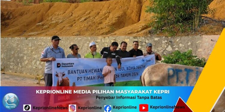 Momentum Idul Adha 1447 H, PWI Karimun Salurkan Sapi Kurban Bantuan PT Timah untuk Warga Gladiola