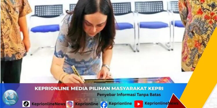 Bupati Iskandarsyah Lantik Dirut Baru PT Pelabuhan Karimun, Targetkan Lompatan Kinerja BUMD
