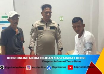 Polsek Tebing dan Warga Bersatu Selamatkan Dua Nelayan Hilang di Laut Karimun