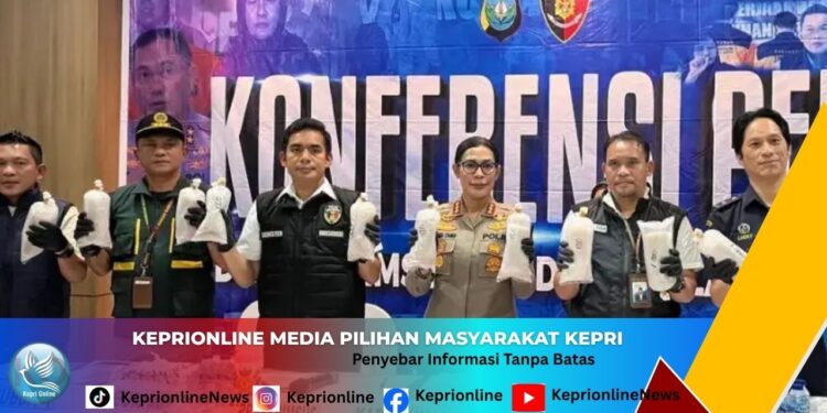 Lanal TBK dan INTI Karimun Gelar Bakti Sosial serta Pengobatan Gratis di Durai