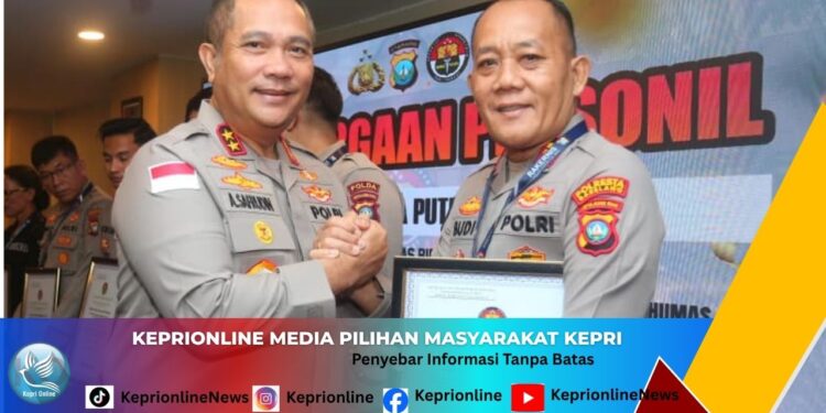 Kasihumas Polresta Barelang Raih Dua Penghargaan Bergengsi di Rakernis Humas Polda Kepri 2026