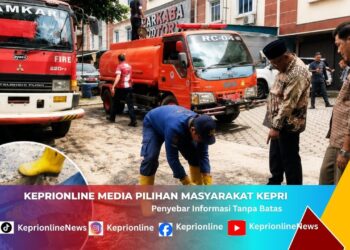 Drainase Tersumbat Kabel Optik dan Sampah, Lis Darmansyah Beri Ultimatum Perusahaan