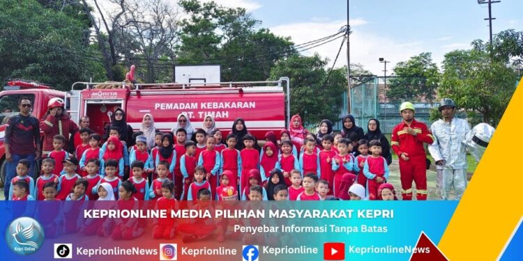 PT TIMAH Edukasi Bahaya Kebakaran kepada Puluhan Siswa TK di Kundur Utara