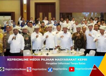 HUT Bhayangkara ke-80, Polres Karimun Nobar Piala Dunia 2026 dan Bagikan 52 Paket Sembako