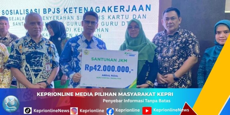 HUT Bhayangkara ke-80, Polres Karimun Nobar Piala Dunia 2026 dan Bagikan 52 Paket Sembako