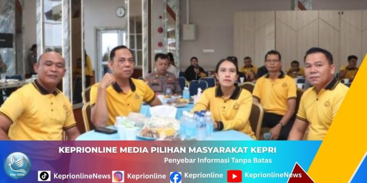 HUT Bhayangkara ke-80, Polres Karimun Nobar Piala Dunia 2026 dan Bagikan 52 Paket Sembako