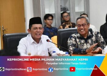 Bus Pariwisata Rombongan Jemaat Gereja Terguling di Pantai Melur Barelang, Diduga Akibat Rem Blong