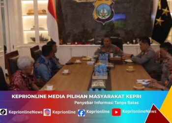 Bus Pariwisata Rombongan Jemaat Gereja Terguling di Pantai Melur Barelang, Diduga Akibat Rem Blong