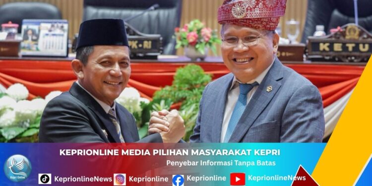 Pemkab Karimun Serahkan LPj APBD 2025, Catat Surplus Rp38,6 Miliar