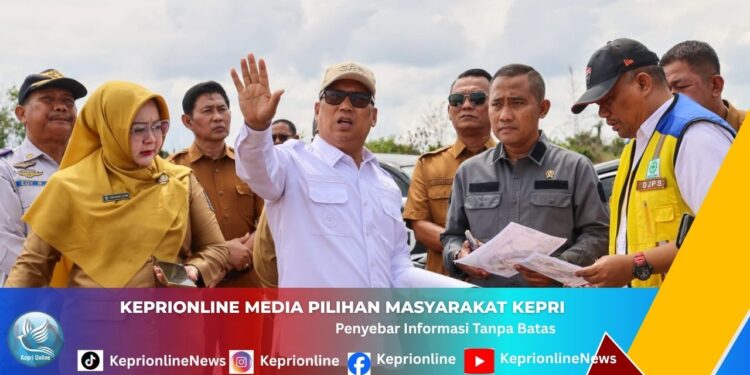 Lanal Bintan Gelar Bakti Sosial untuk 300 Warga, Wabup Deby Tekankan Pentingnya Kolaborasi