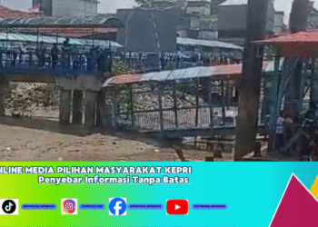 Trestel Pelabuhan Tanjung Batu Ambruk