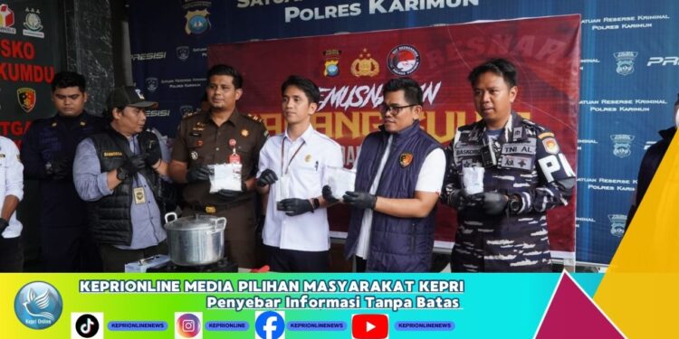 Tekan Peredaran Narkoba,Polres Karimun Musnahkan 321,83 Gram Sabu dan 11,89 Gram Ganja