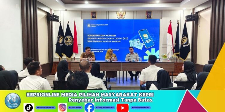 Disduk Karimun Sosialisasikan IKD di Kantor Imigrasi Karimun